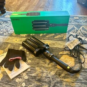 🌊LIKE NEW🌊 Amika High Tide Jumbo Deep Waver